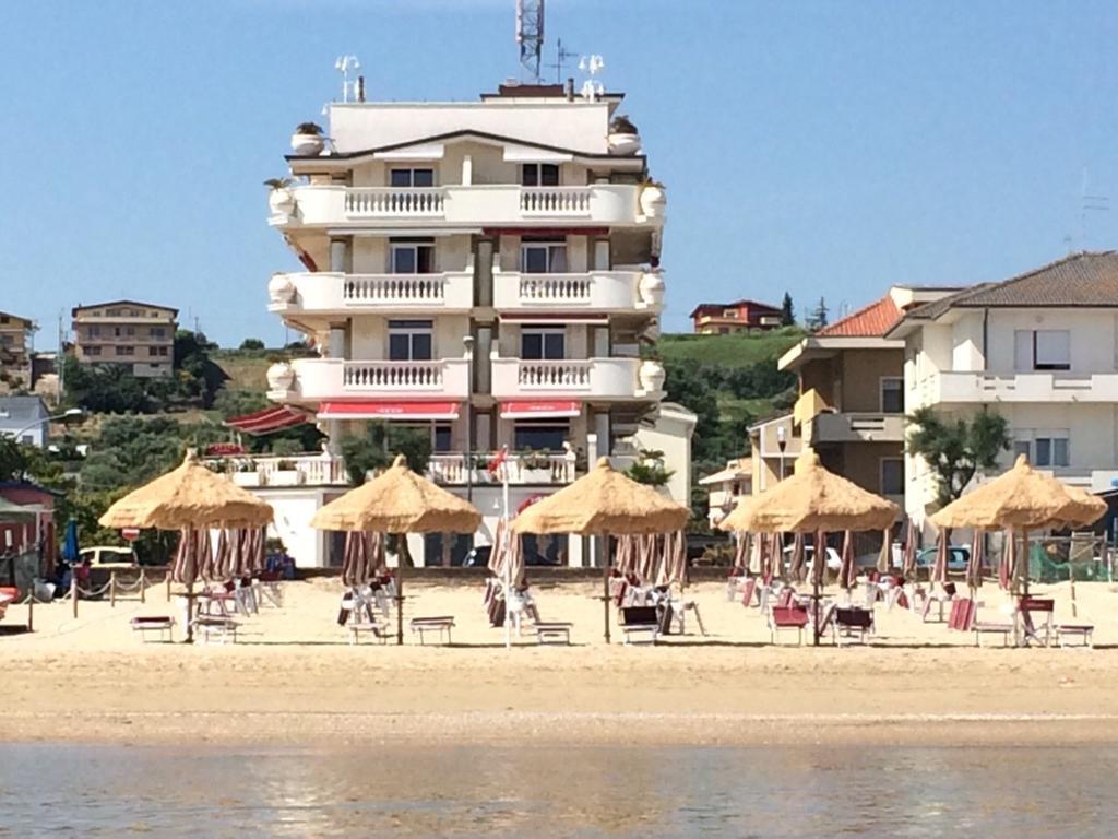 Hotel Guerra Francavilla Al Mare Exterior photo