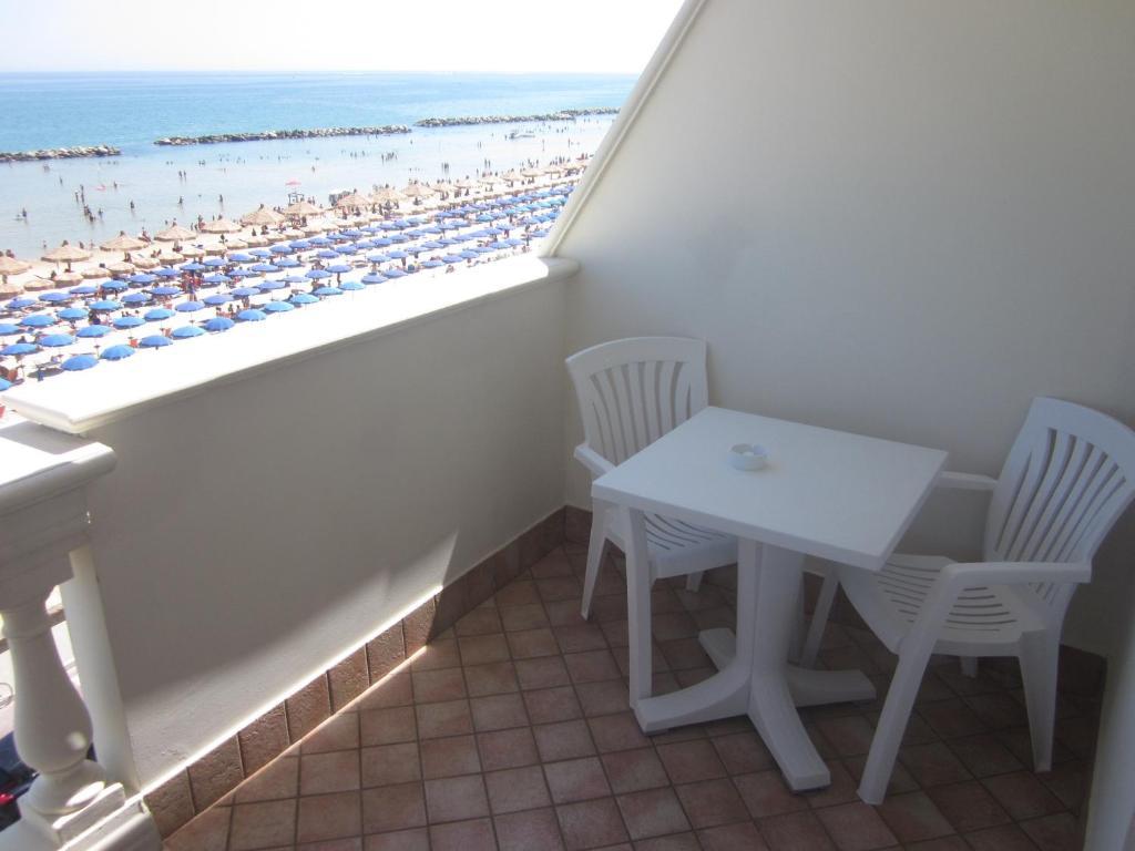 Hotel Guerra Francavilla Al Mare Room photo